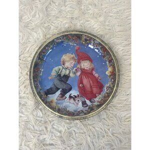 Pictura Vintage Oval Tray Christmas Winter Children Dancing Sweden metal Bowl